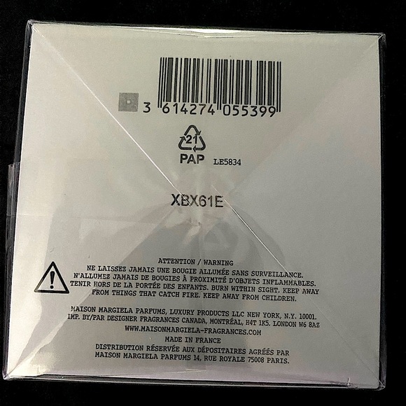 MAISON MARGIELA - ‘REPLICA’ •WINTER STROLL• SCENTED CANDLE (165g/5.82oz) **NEW** - Picture 11 of 16